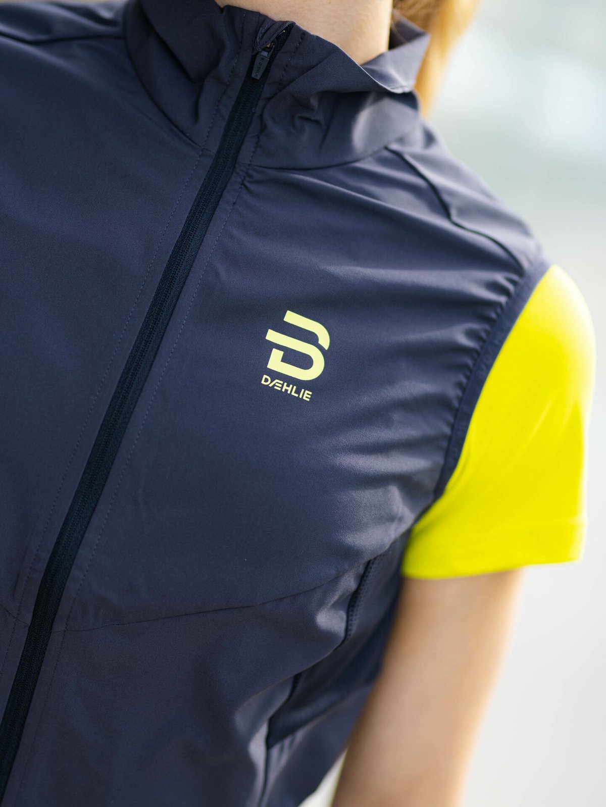 Dæhlie Vest Intensity Wmn Sort