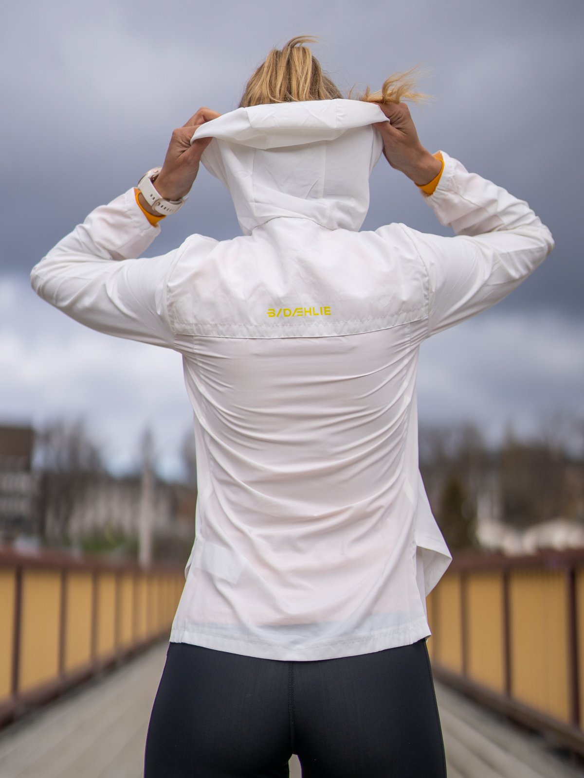 Dæhlie Jacket Run Brilliant White