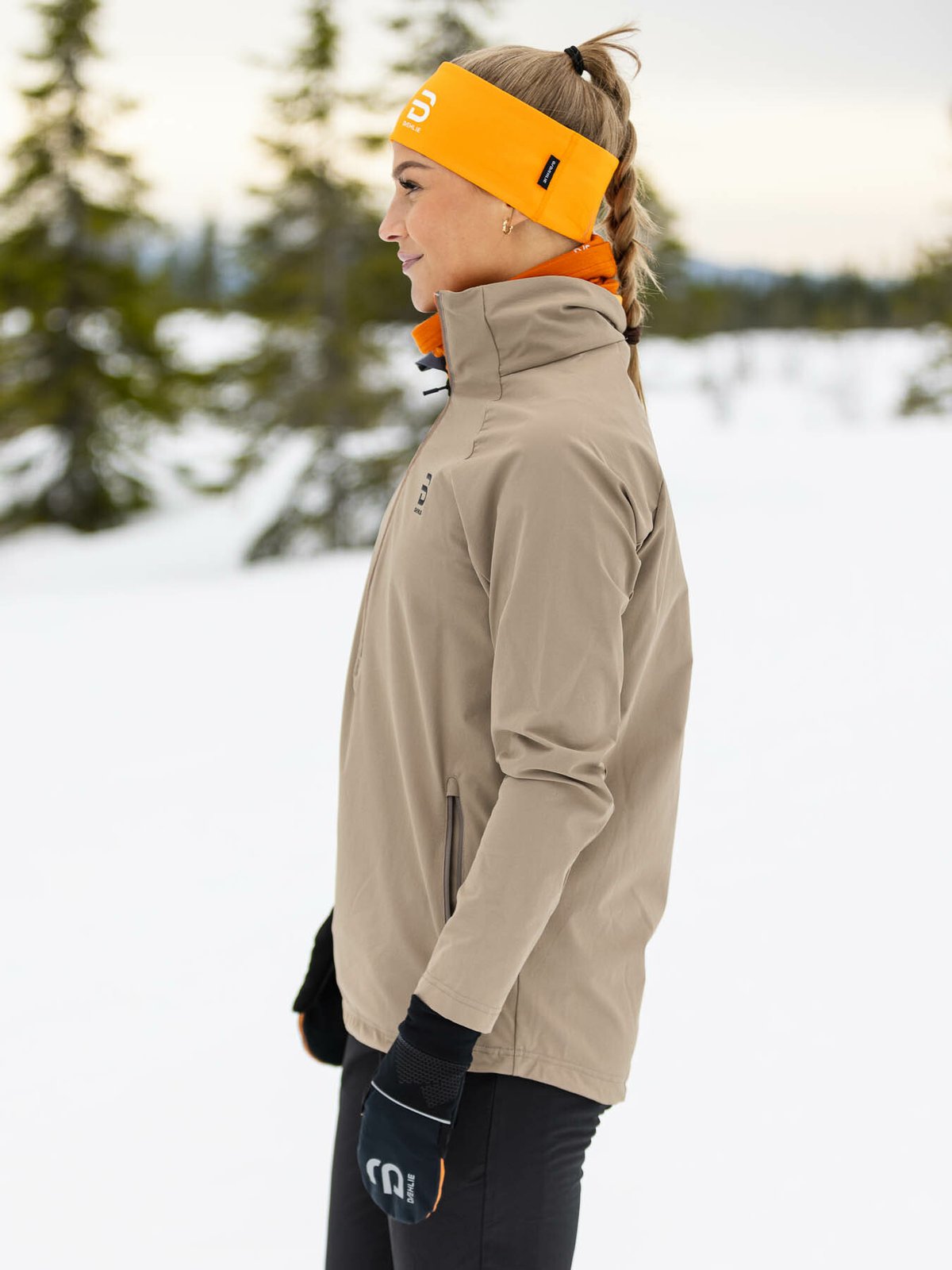 Dæhlie Anorak Versatile Woman Desert Taupe