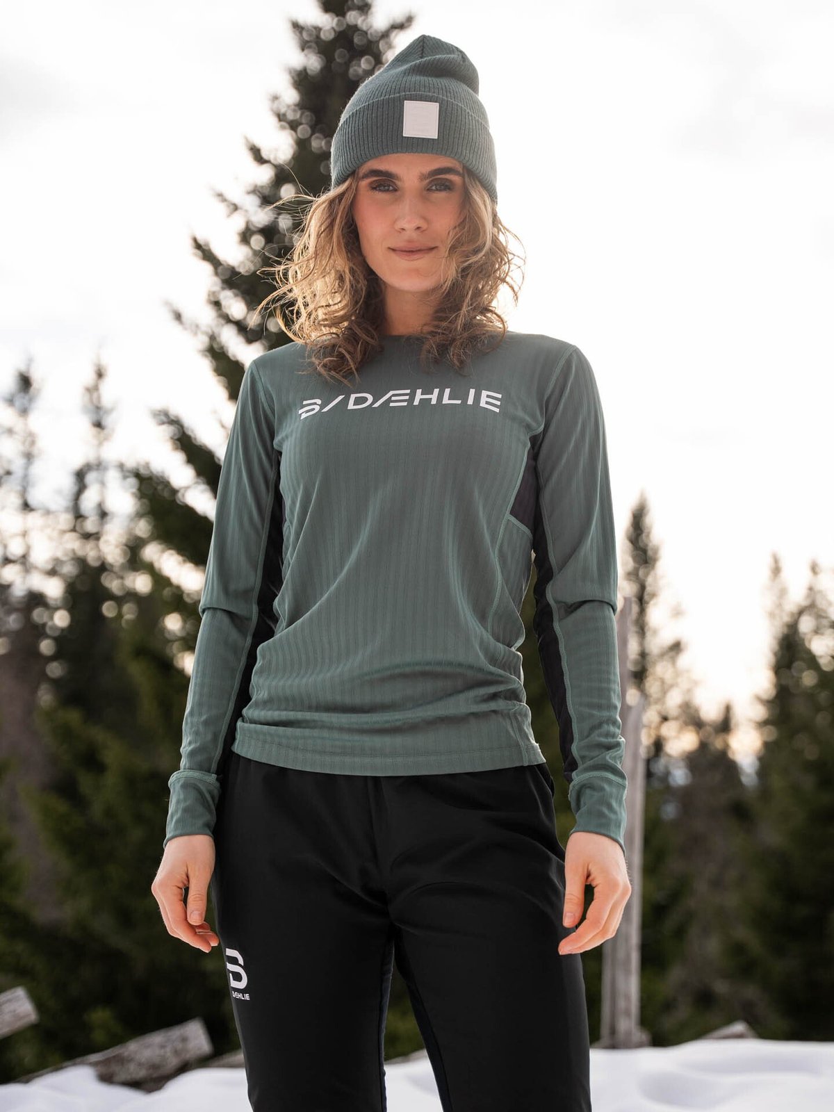 Dæhlie Training Tech Long Sleeve Dark Forrest