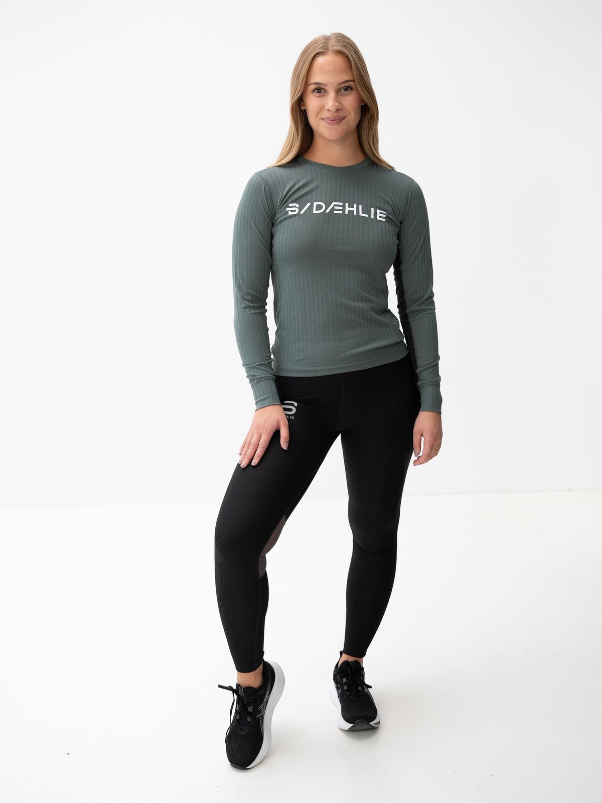 Dæhlie Training Tech Long Sleeve Dark Forrest