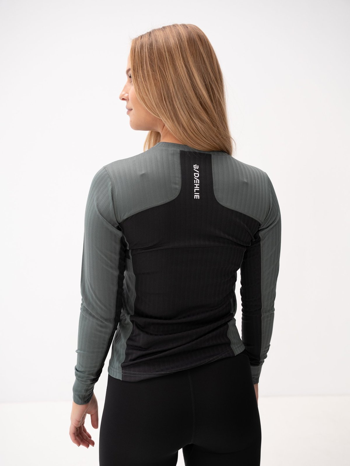 Dæhlie Training Tech Long Sleeve Dark Forrest