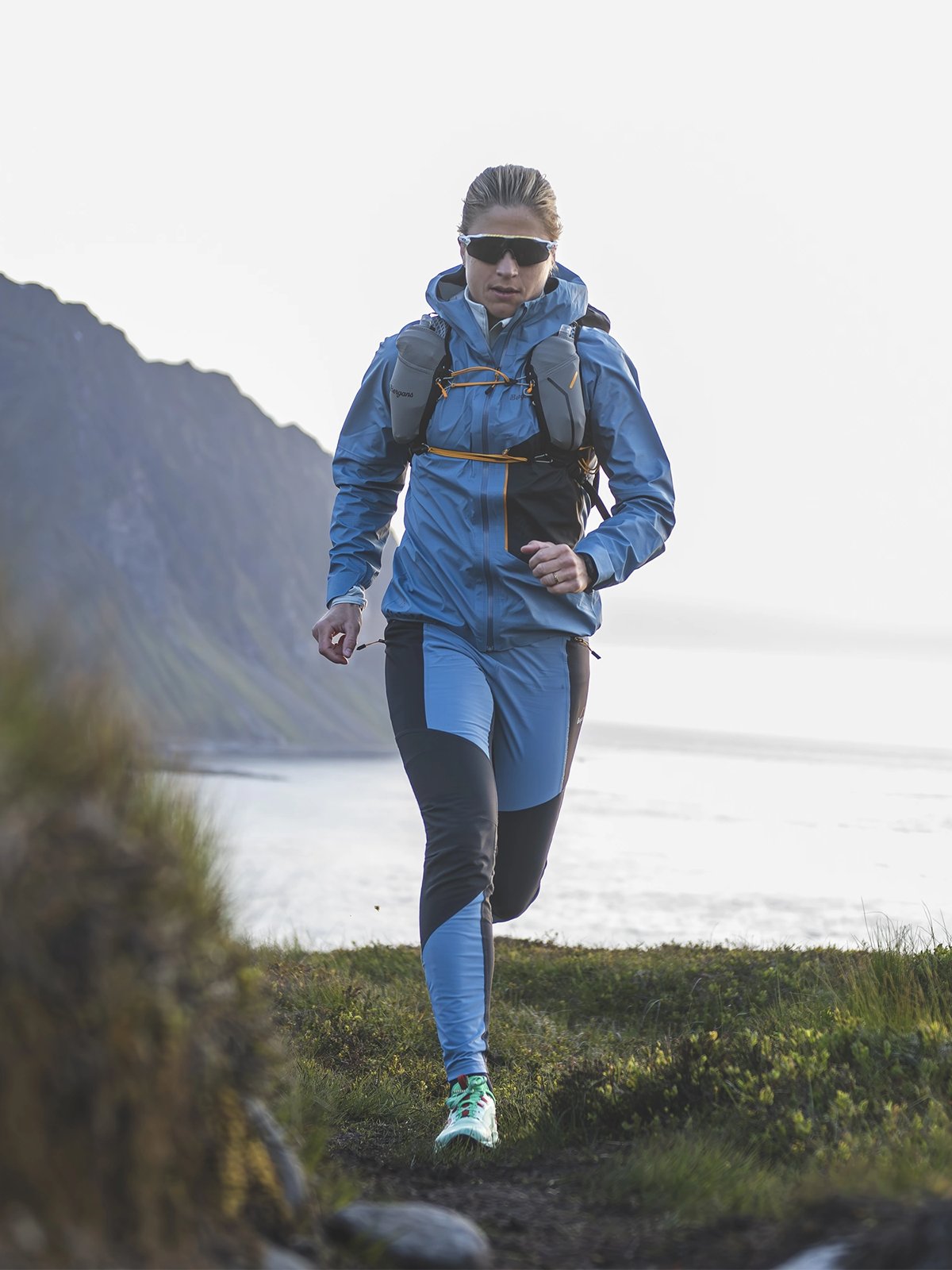 Bergans Y LightLine Progressive Tights Women Elemental Blue / Dark Shadow Grey