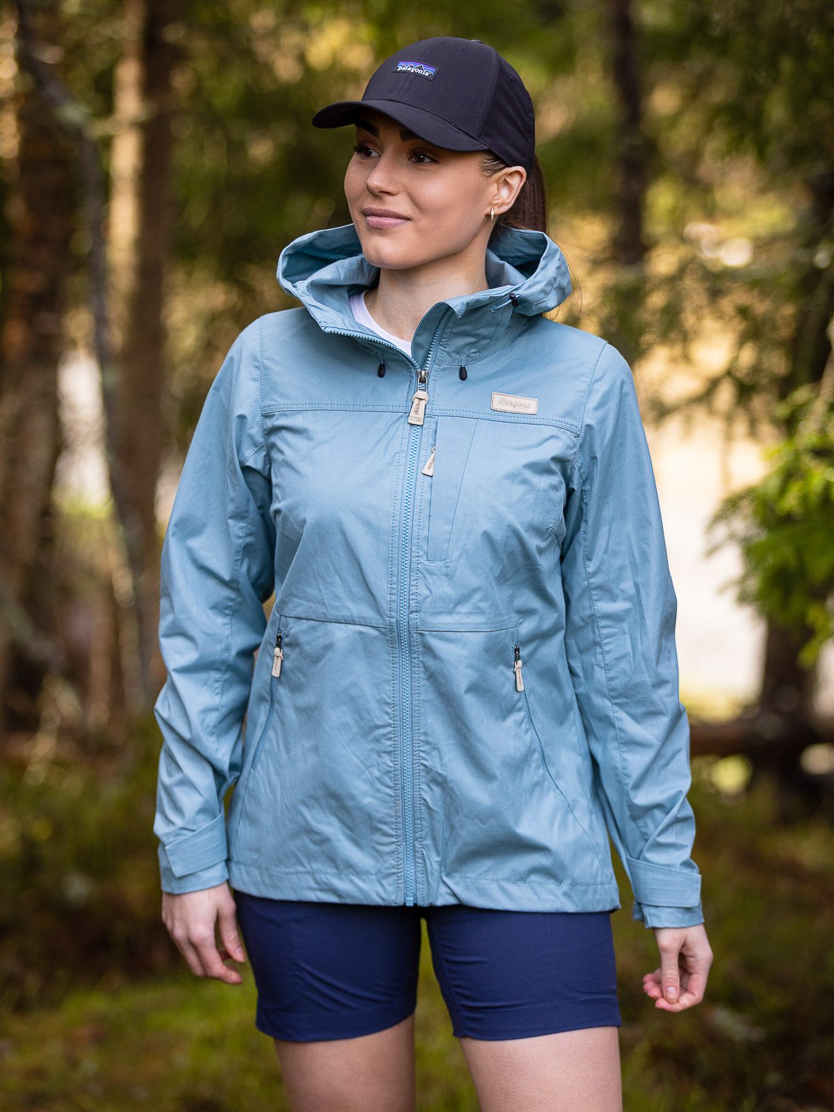 Bergans Nordmarka Leaf Light Wind Jacket Women Smoke Blue
