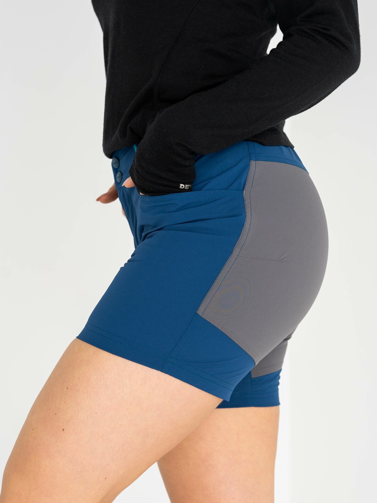 Bergans Cecilie Mountain Softshell Shorts Deep Sea Blue