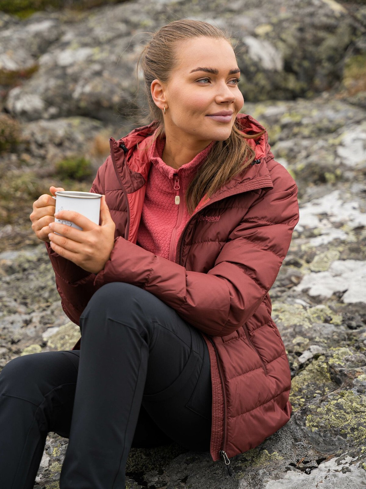 Bergans Lava Medium Down Jacket w/Hood Women Amarone Red