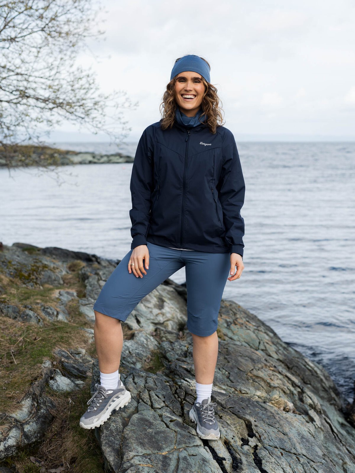 Bergans Vandre Light Softshell Long Shorts Women Granite Blue