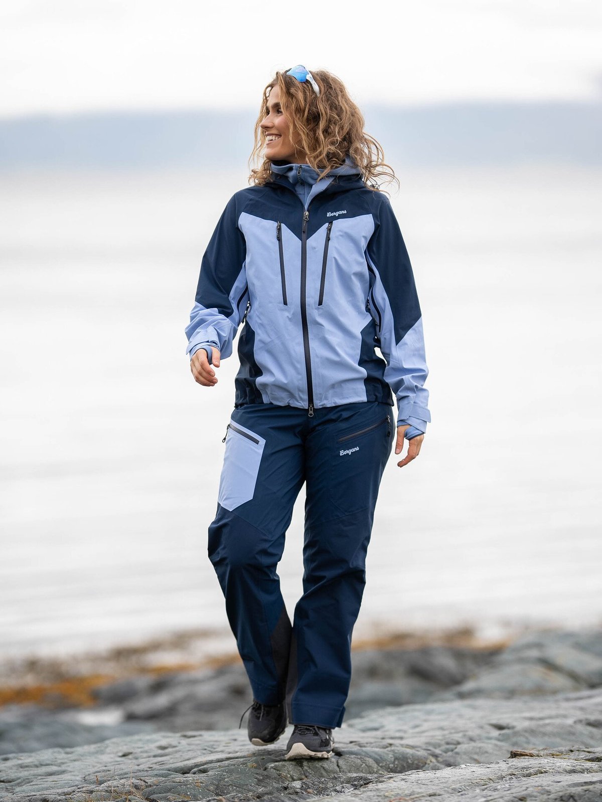 Bergans Tind 3-Lags Shell Jacket Women Blueberry Milk/Navy Blue