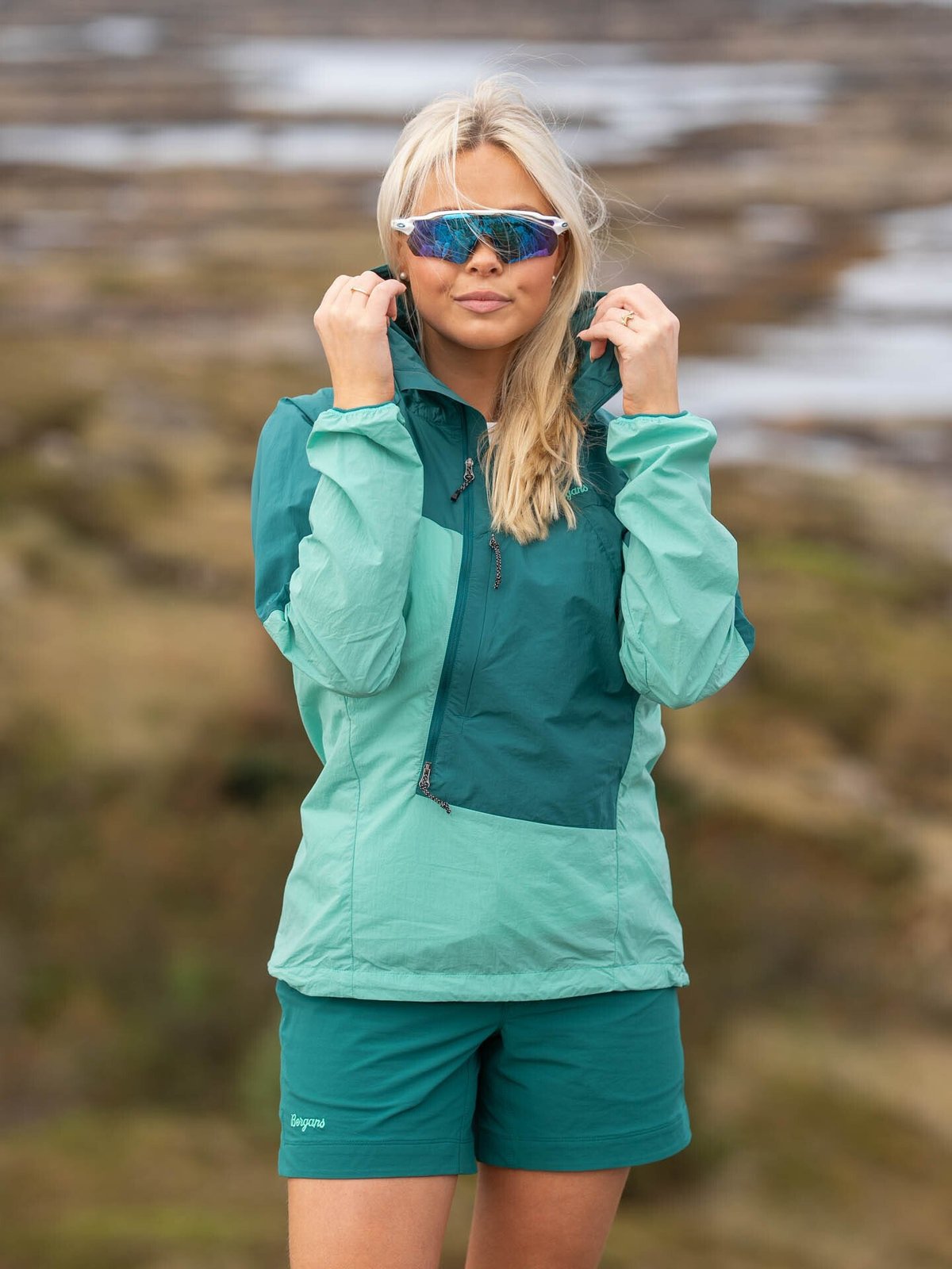 Bergans Tind Windbreaker Anorak Women Light Malachite Green / Malachite Green