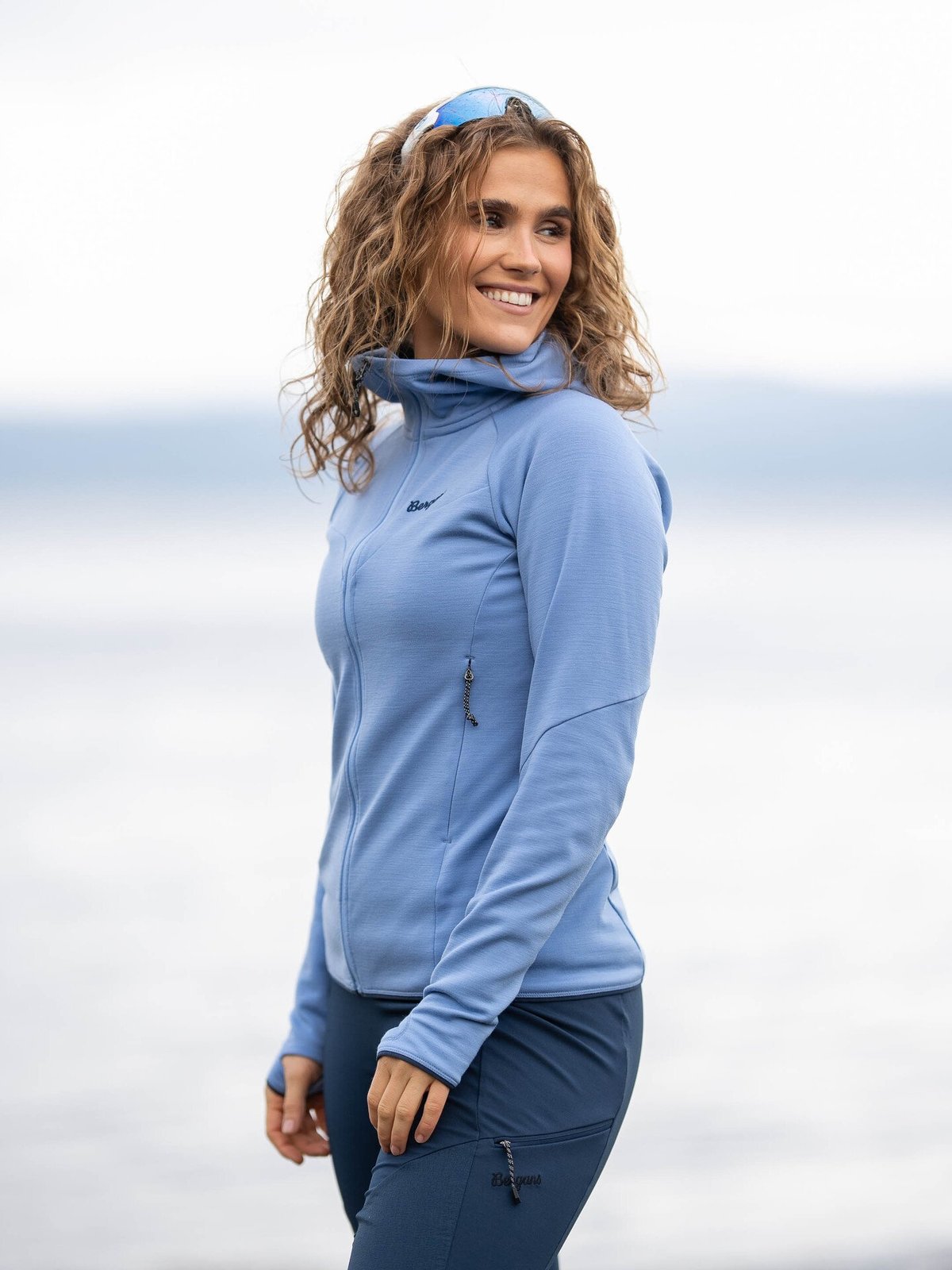 Bergans Tind Merino Hood Jacket Women Blueberry Milk