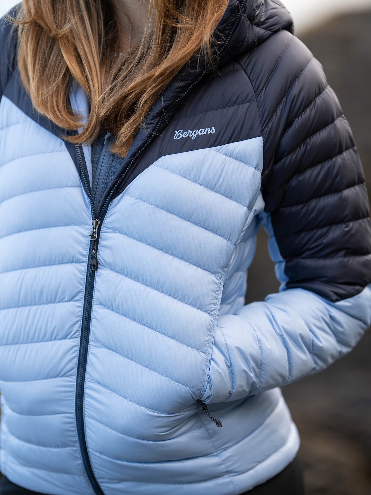 Bergans Tind Light Down Jacket Hood Women Blueberry Milk / Navy Blue