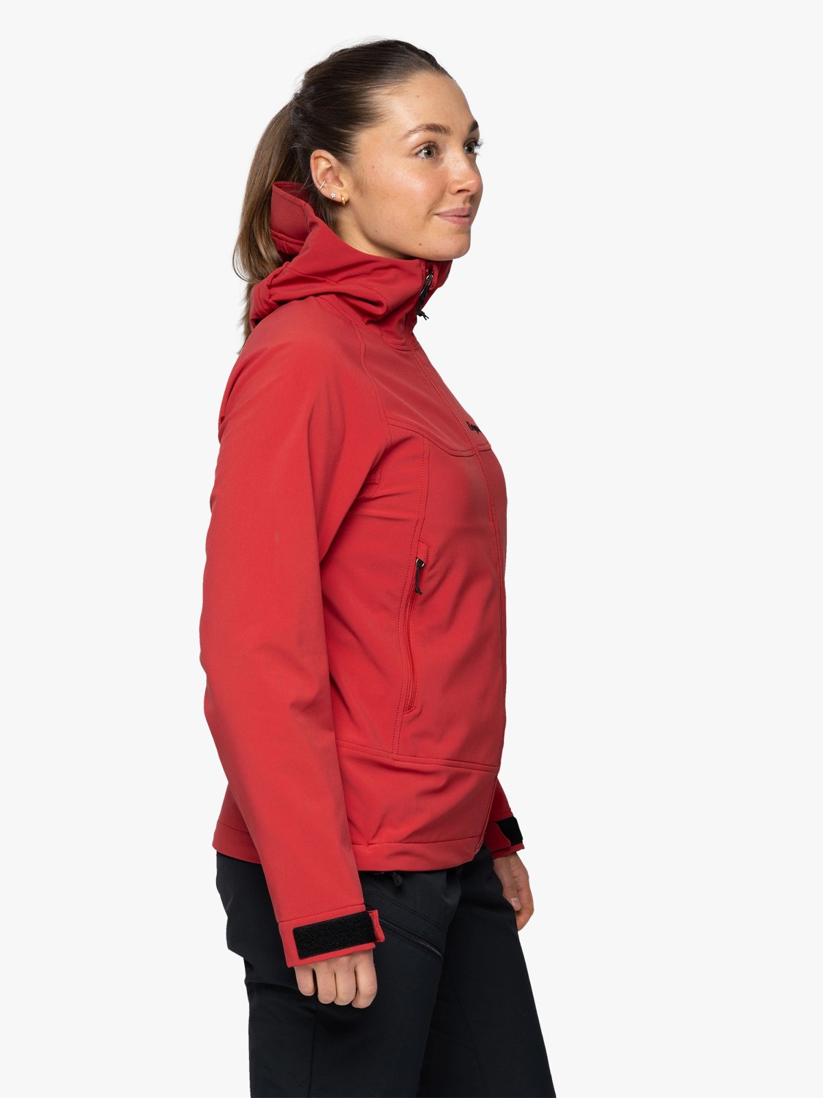 Bergans Vaagaa Softshell Jacket Hood Women Crimson Red