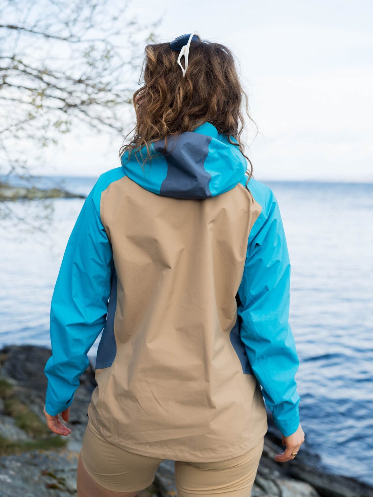 Bergans Vaagaa 3L Shell Jacket Women Aqua Lagoon / Warm Sand