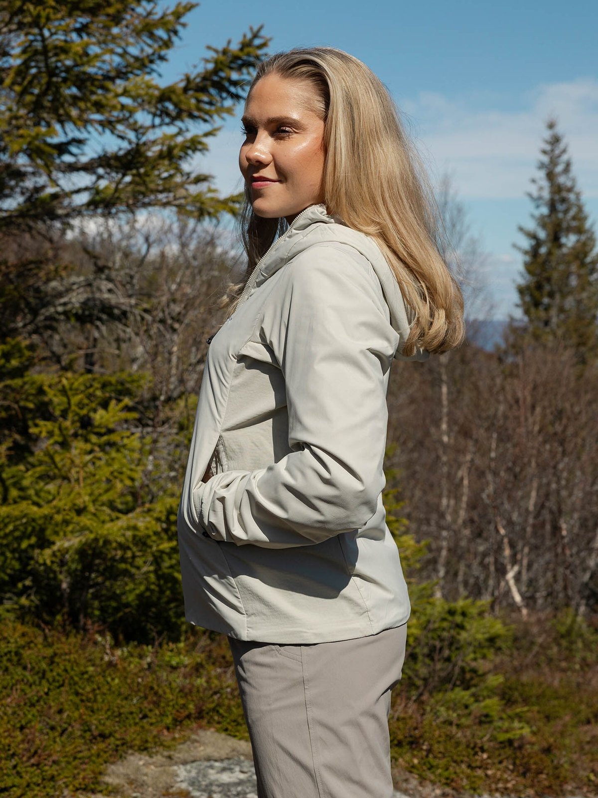 Bergans Holo Hood Jacket Women Coastal Sand