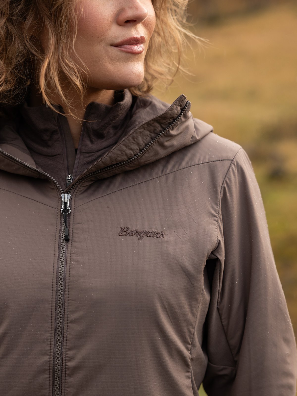 Bergans Holo Hood Jacket Women Hot Cocoa
