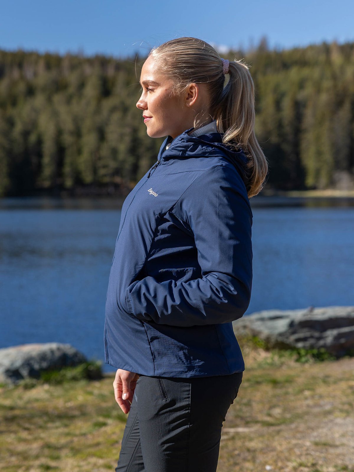 Bergans Holo Hood Jacket Women NavyBlue