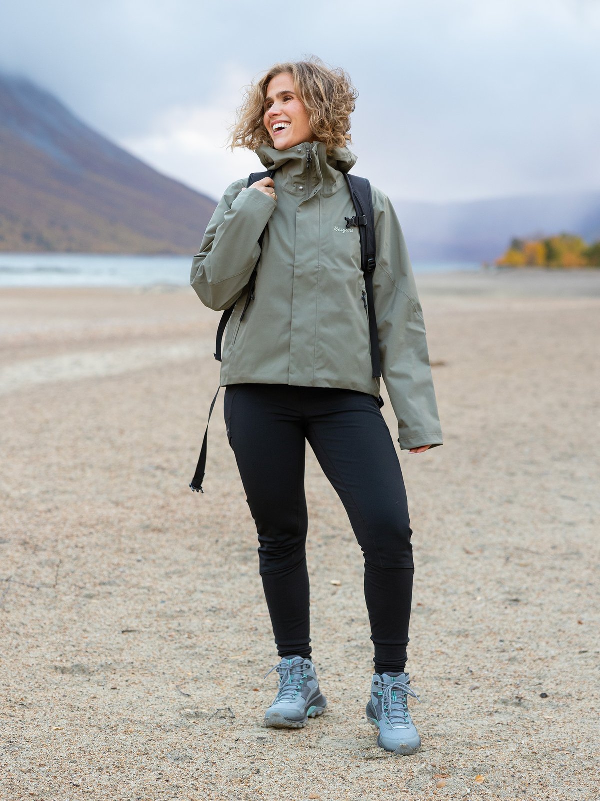 Bergans Vega 2L Shell Jacket Women Green Mud