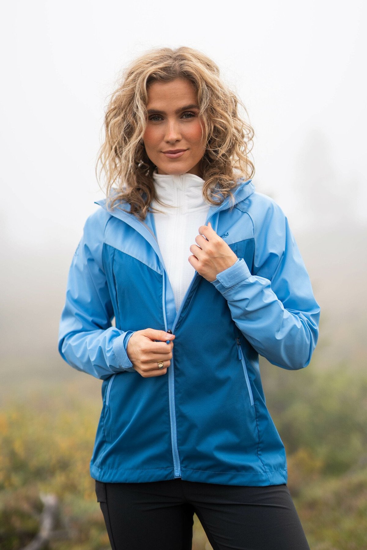 Bergans Microlight Jacket North Sea Blue / Pacific Blue