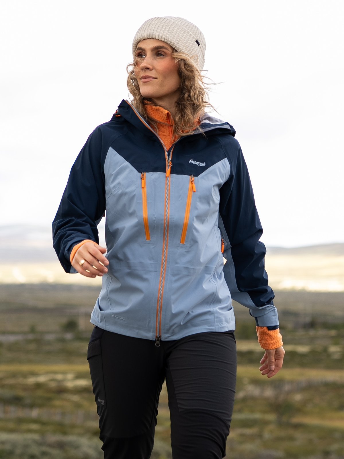 Bergans Cecilie 3L Jacket Misty Sky Blue / Navy Blue