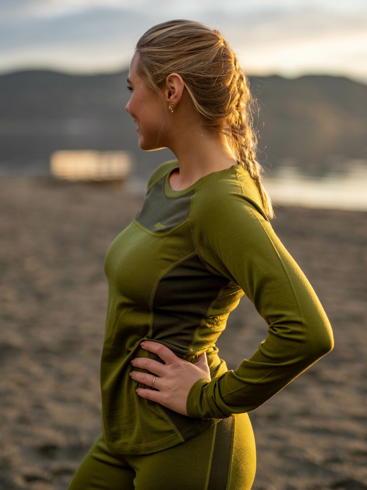 Bergans Cecilie Wool Long Sleeve Trail Green / Dark Olive Green