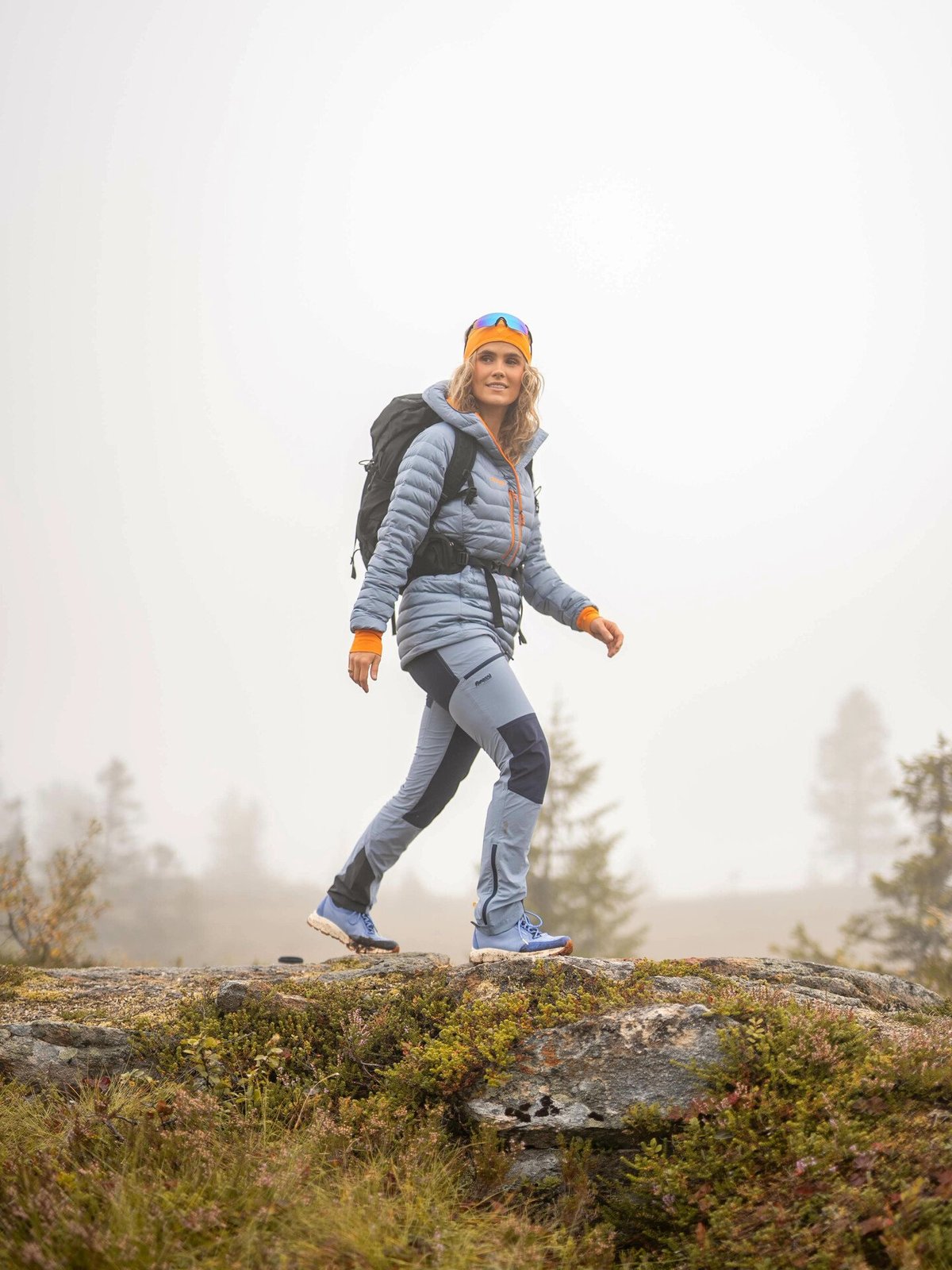 Bergans Cecilie Down Light Anorak Misty Sky Blue / Lush Yellow