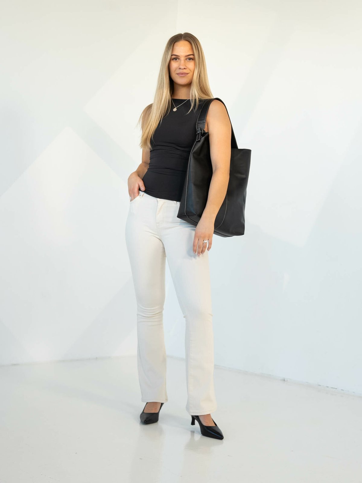 Becksöndergaard Glossy Cow Mae Bag Black