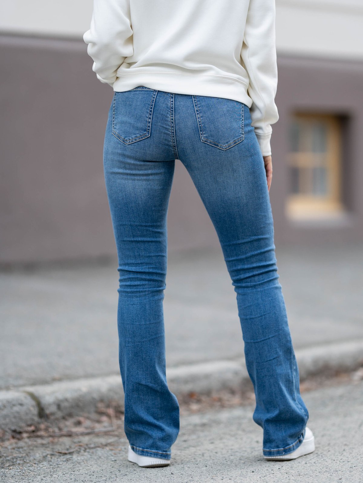 B.YOUNG Luni Flare Jeans Light Blue Denim