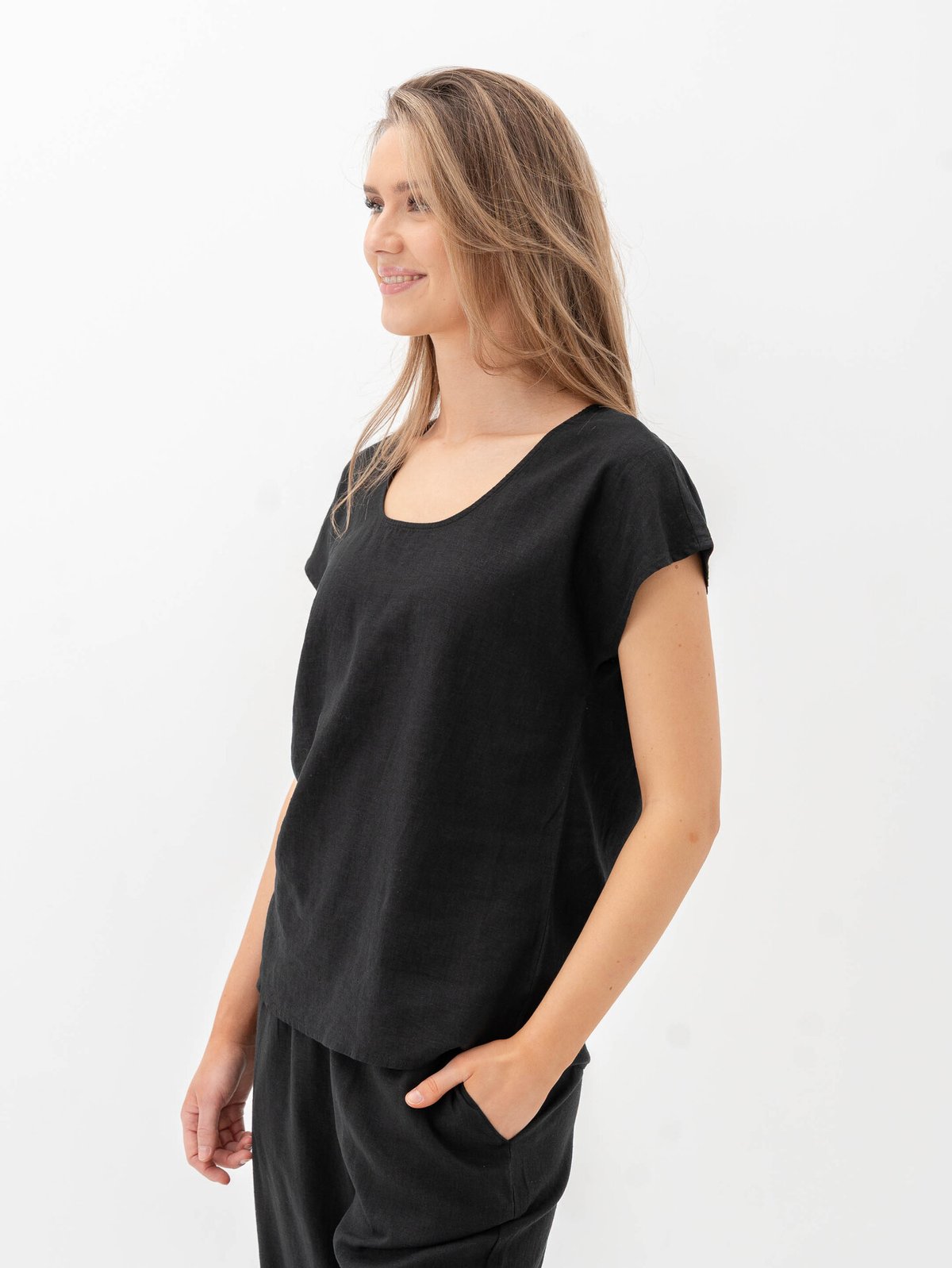 B.YOUNG Falakka Oneck Blouse Black