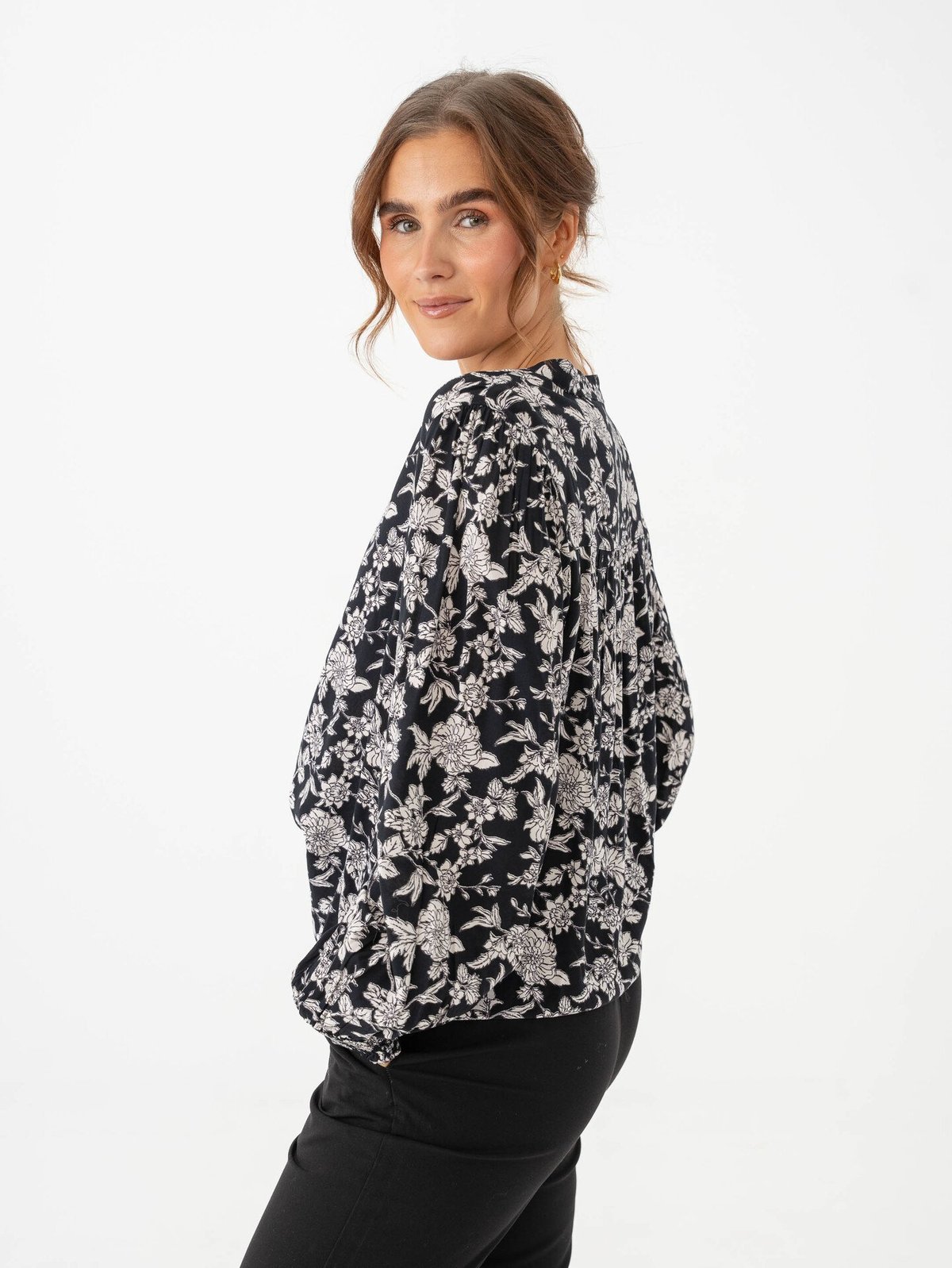 B.YOUNG Josa All Over Print Smock Blouse Black Birch Florals