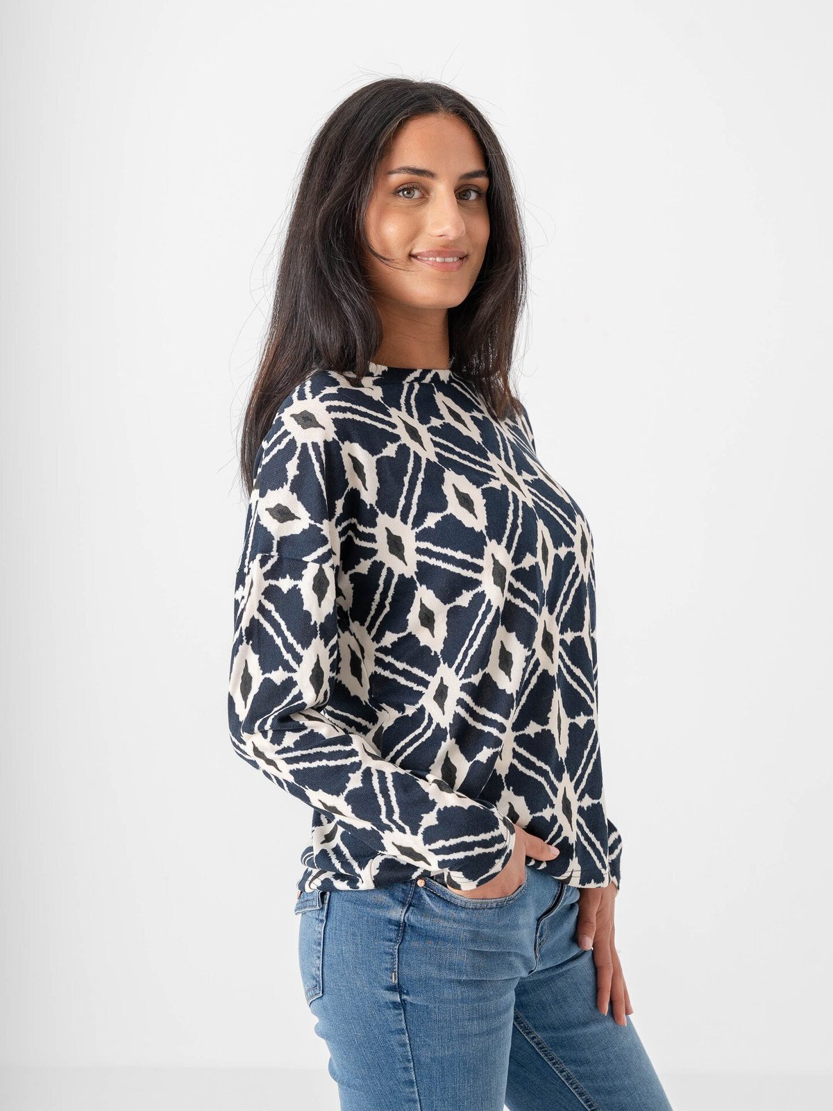 B.YOUNG Pieta All Over Print Top Navy Blazer Ikat