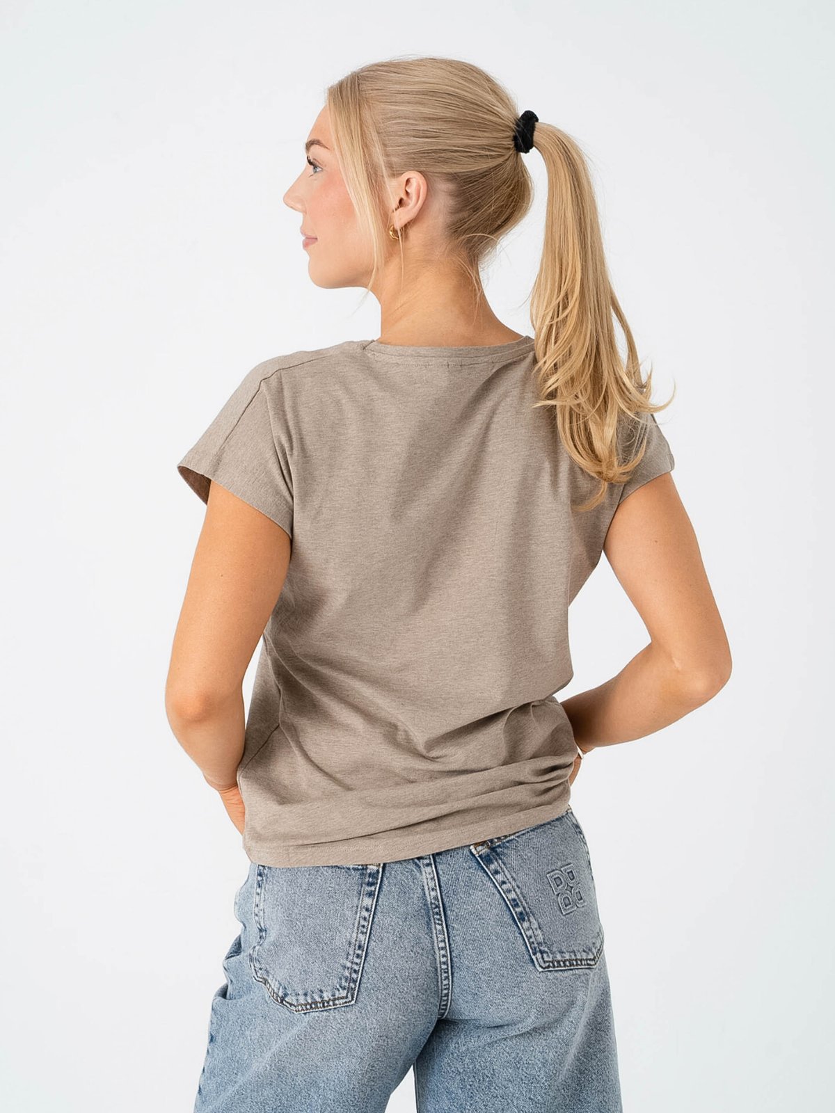 B.YOUNG Pamila V Tee Chinchilla Melange