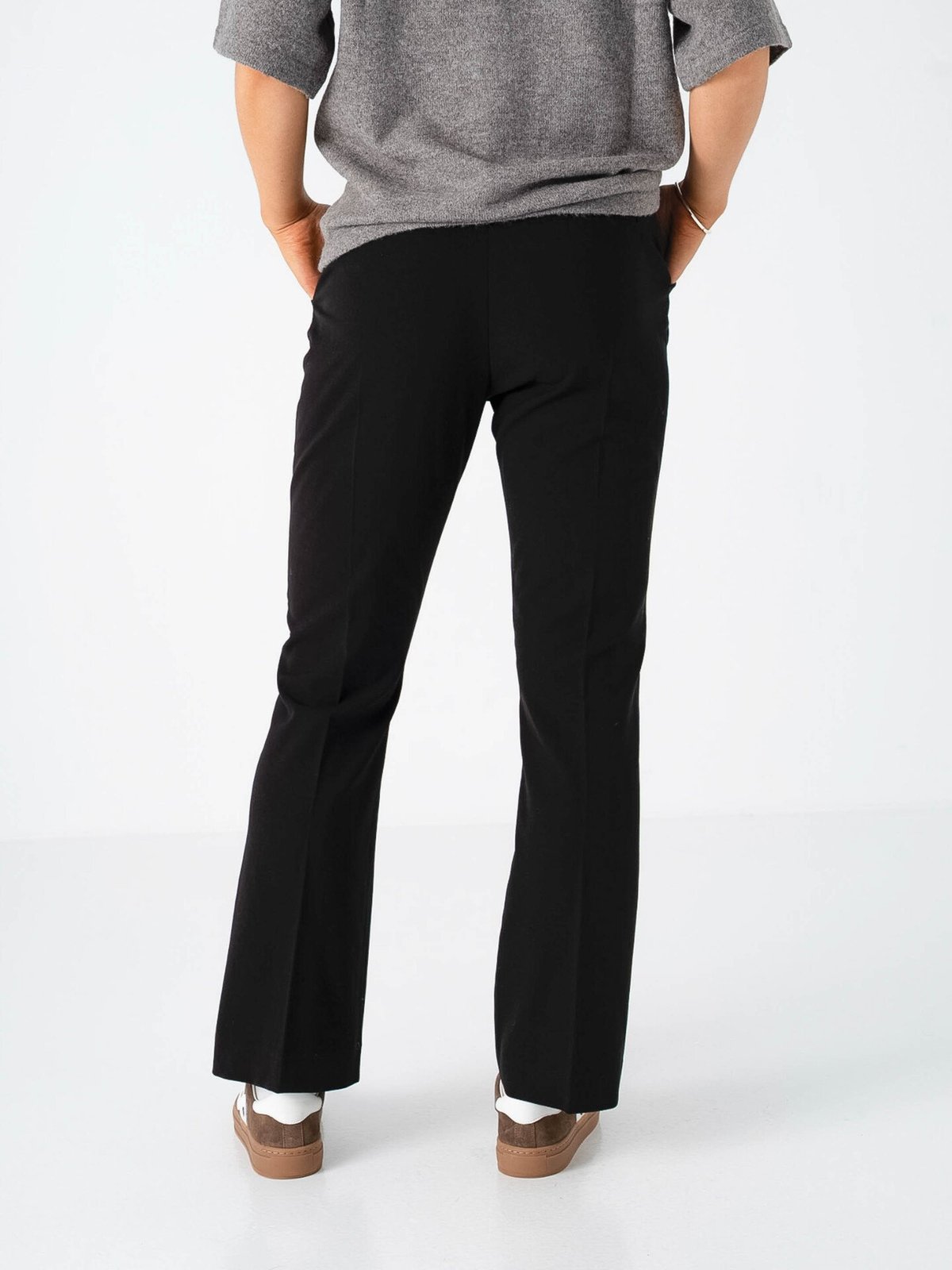 B.YOUNG Danta Flare 4 Black