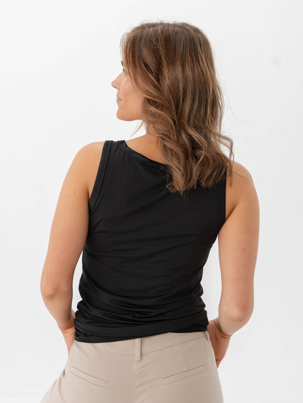 B.YOUNG Iane Basic Singlet Black