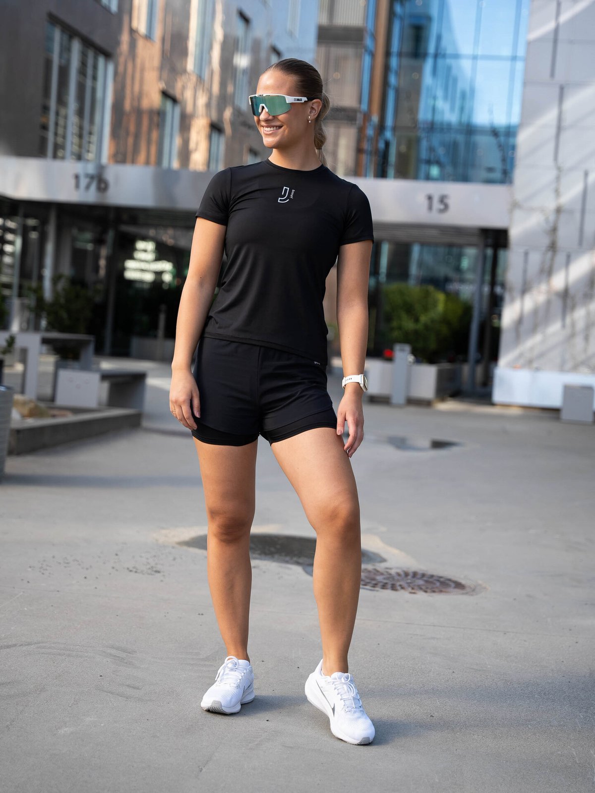 Bliz Matrix Small Matt White / Smoke / Blue Multi