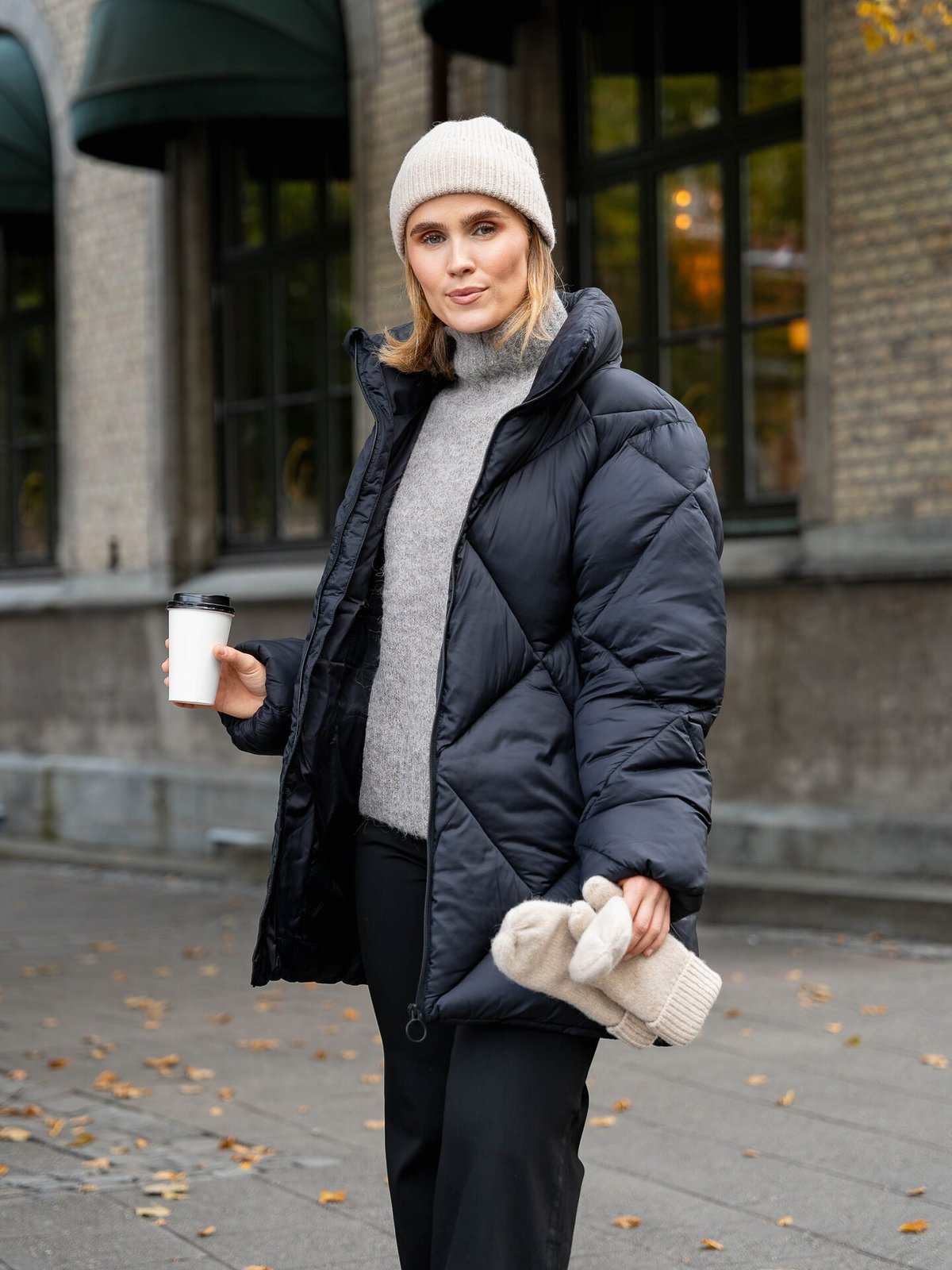 Comprimé Puffer Jacket Black