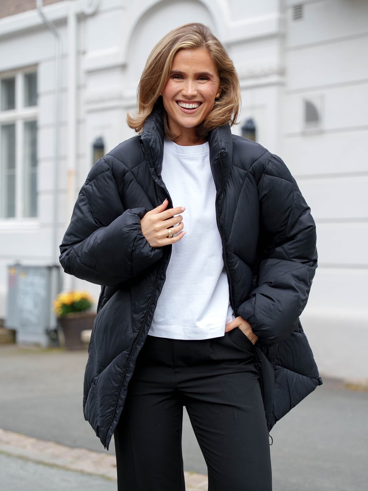 Comprimé Puffer Jacket Black