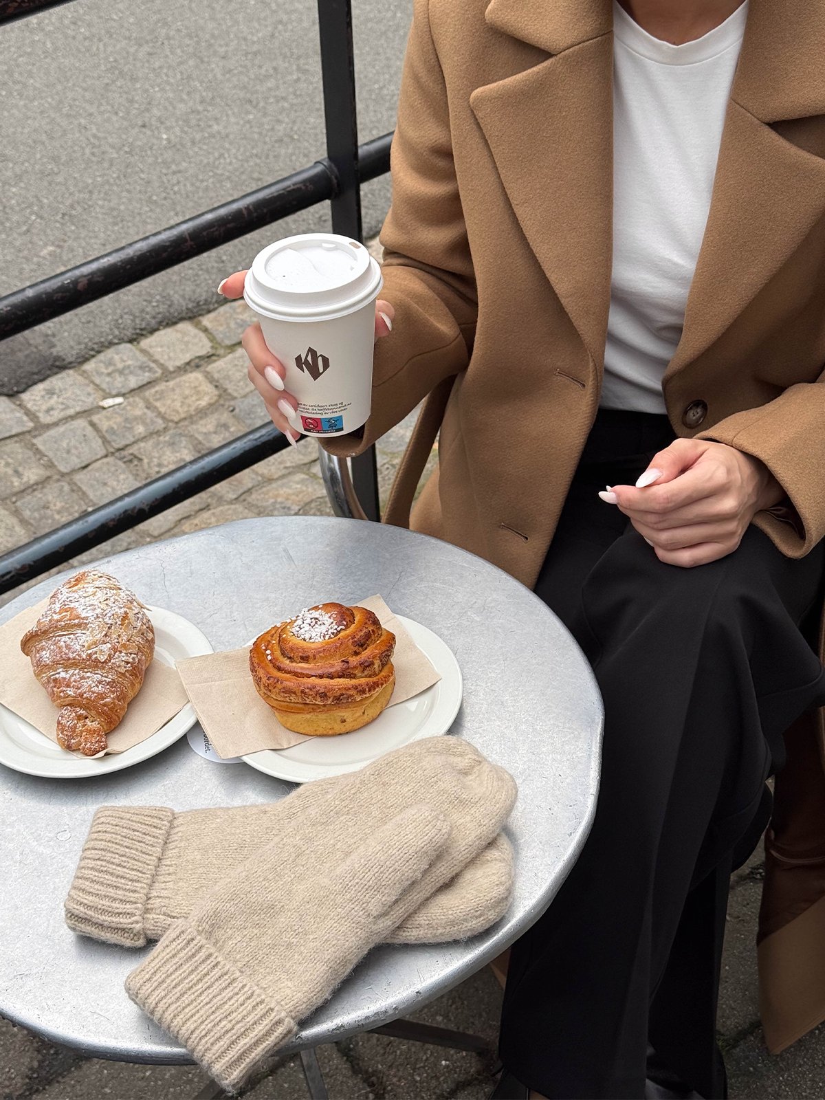 Comprimé Mittens Nude