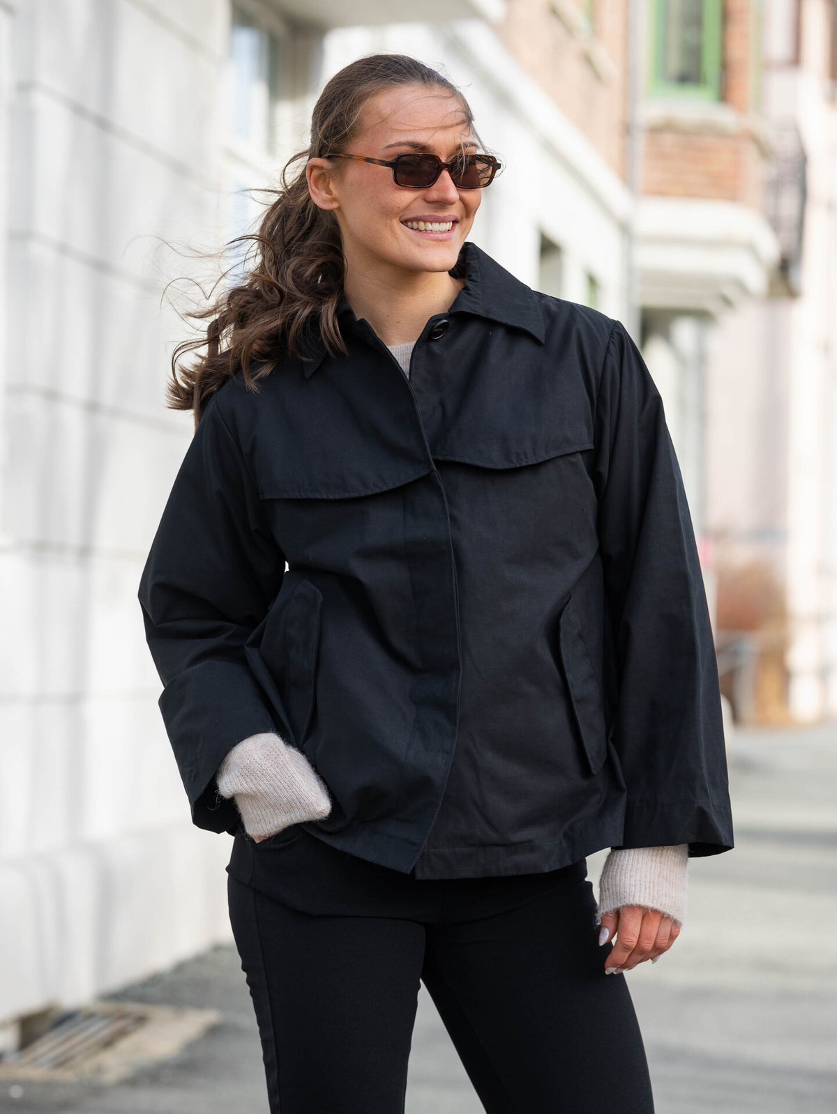 Comprimé Trench Jacket Black