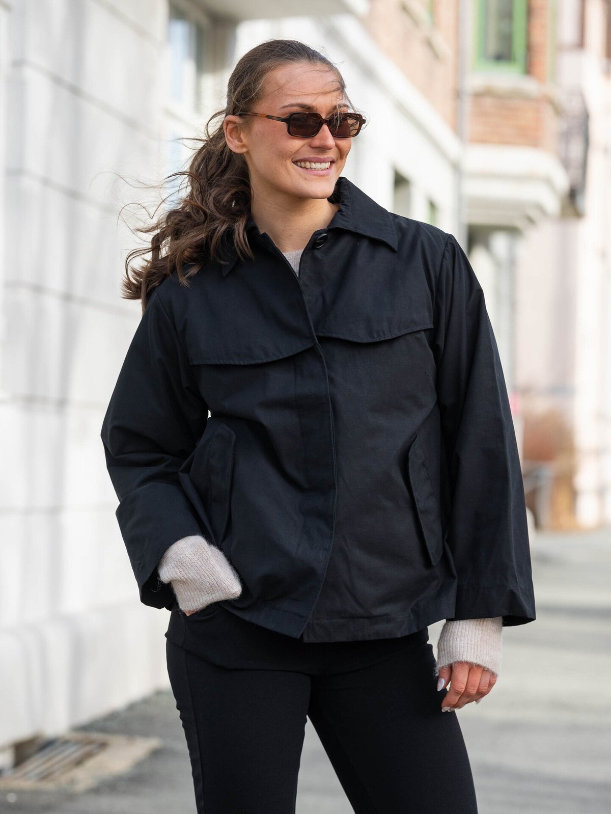 Comprimé Trench Jacket Black