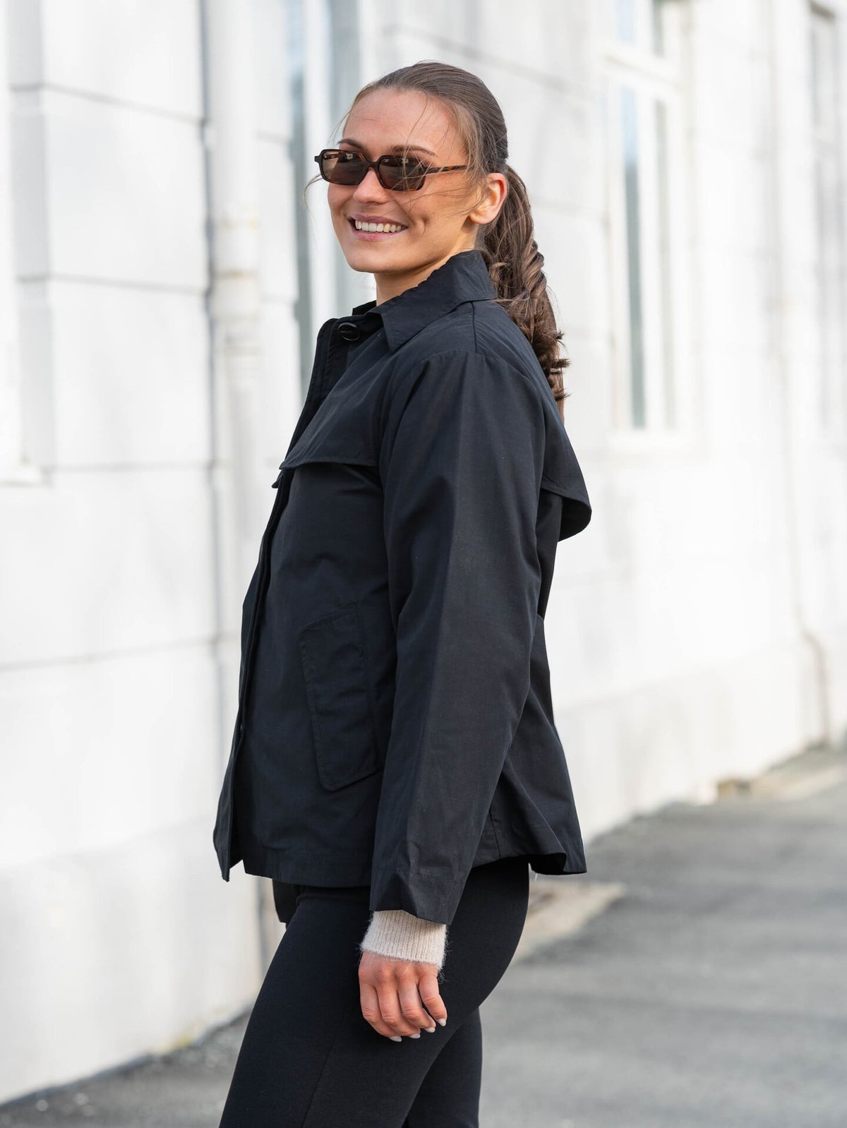 Comprimé Trench Jacket Black