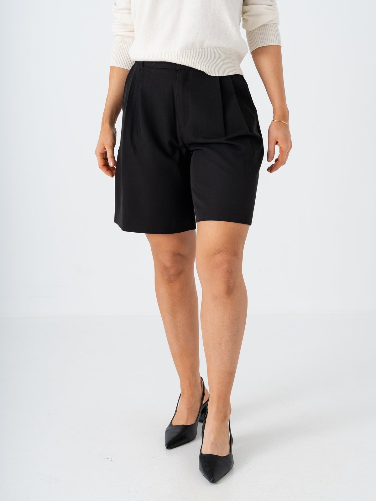 Comprimé Suit Shorts Black