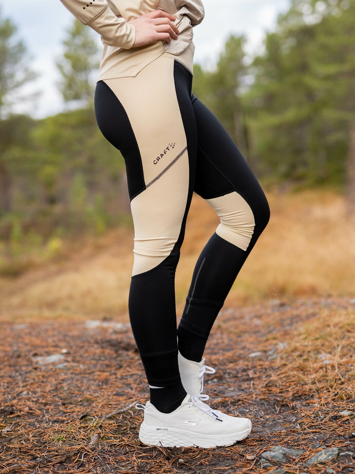 Craft Advance Essence Warm Tights Black