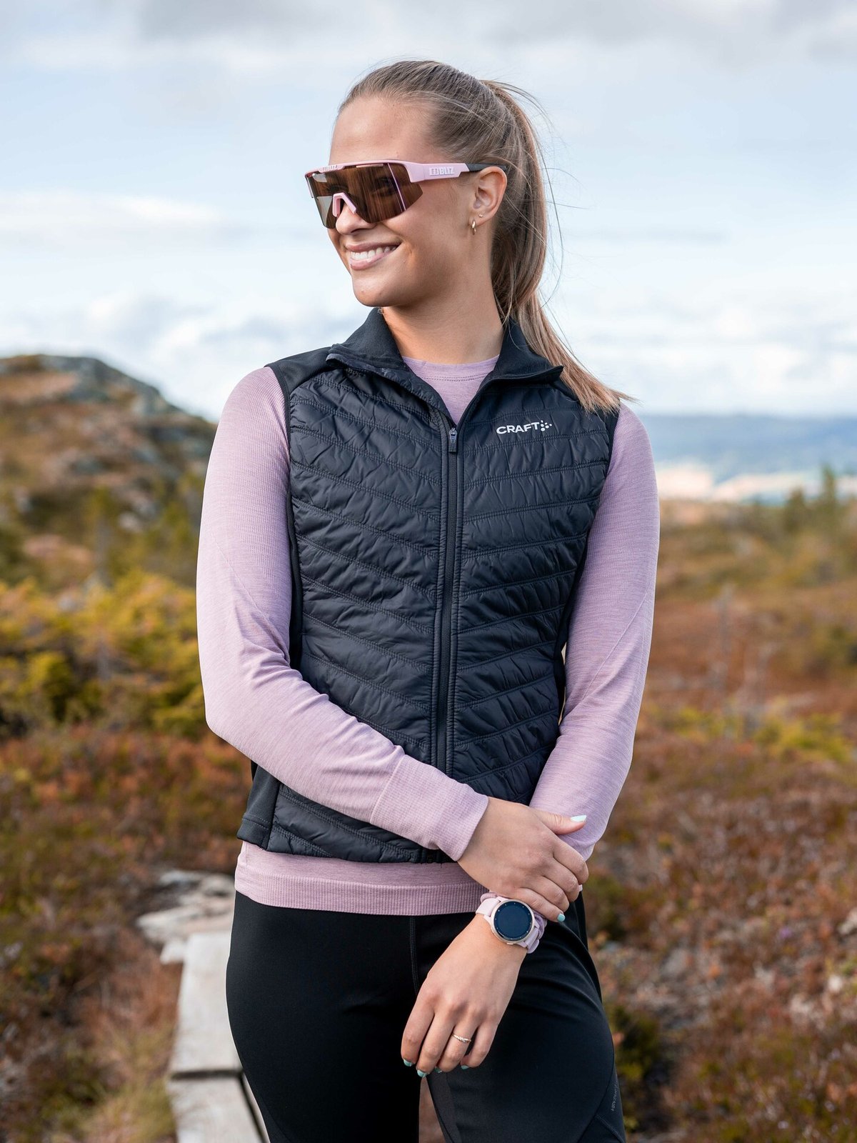 Craft Advance Essence Warm Vest W Black