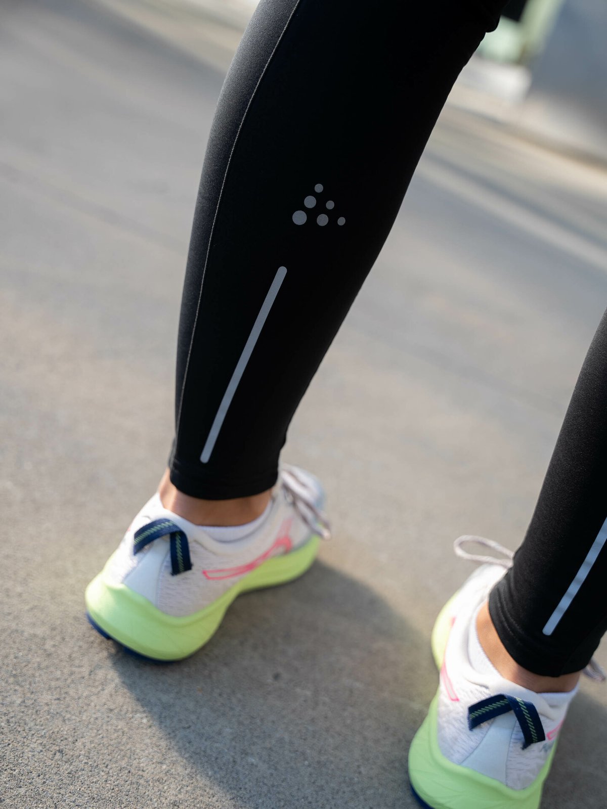 Craft Advance Essence High Waist Warm Tights Black