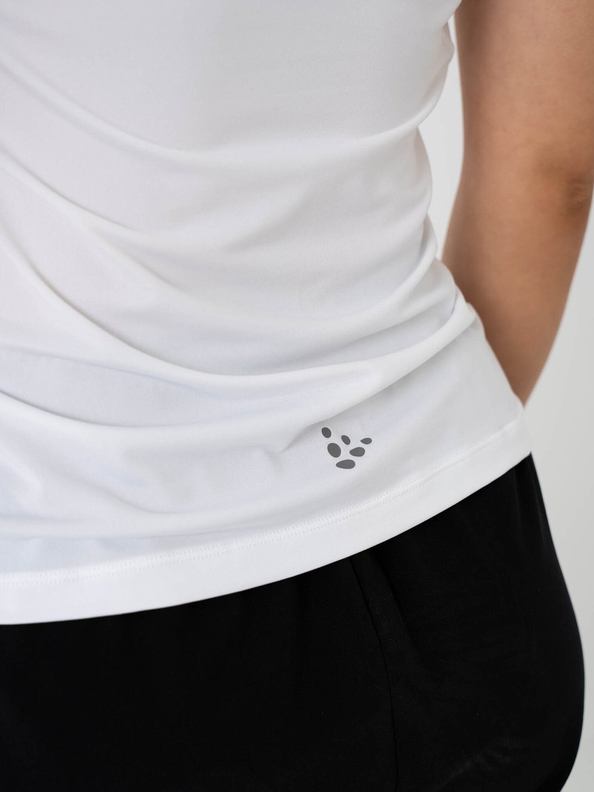 Craft Advance Essence Singlet 2 White