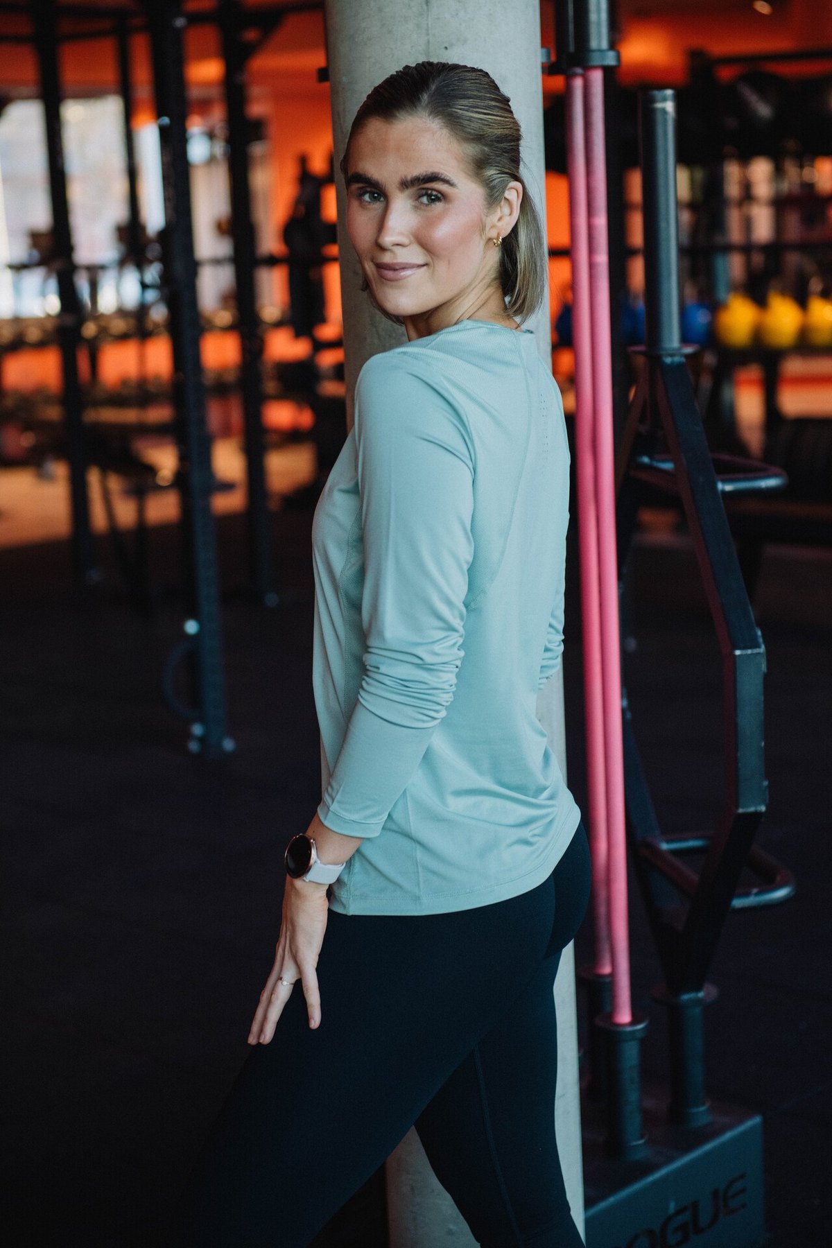 Craft Advance Essence Long Sleeve Tee 2 Glacial