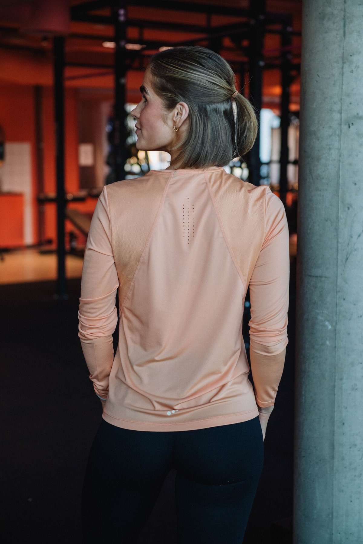 Craft Advance Essence Long Sleeve Tee 2 Apricot