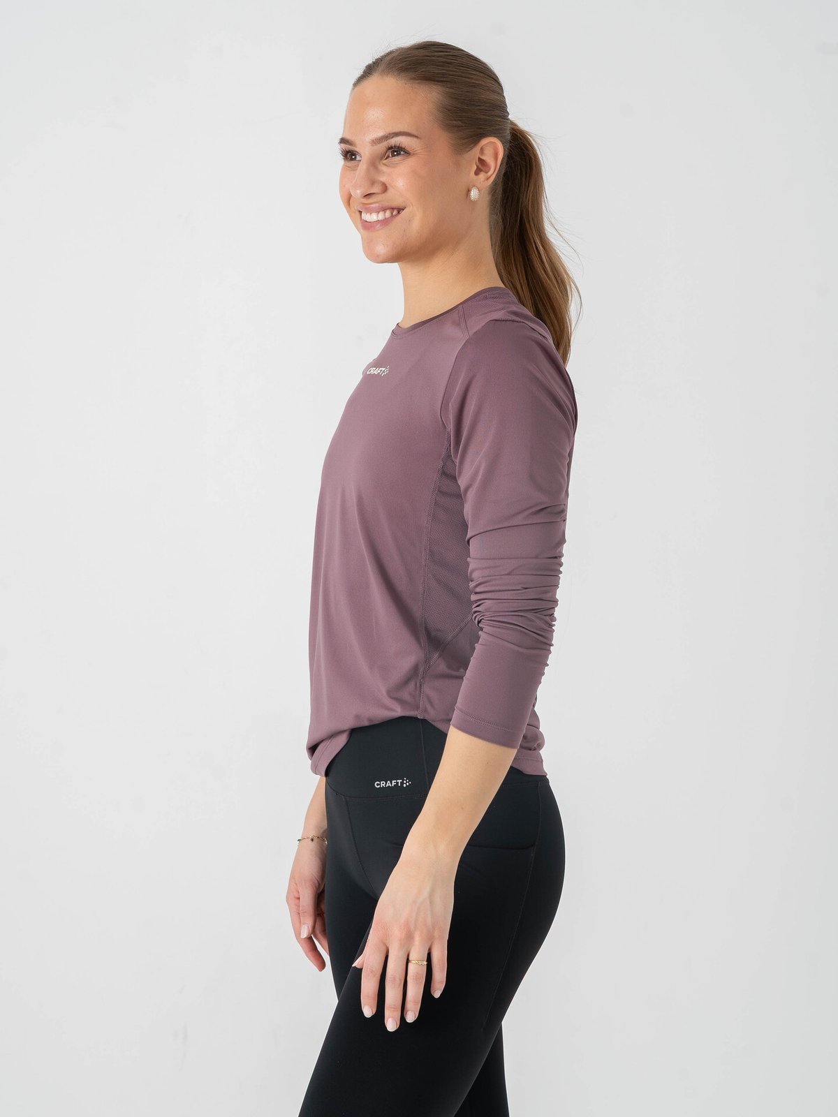 Craft Advance Essence Long Sleeve Tee 2 Flint