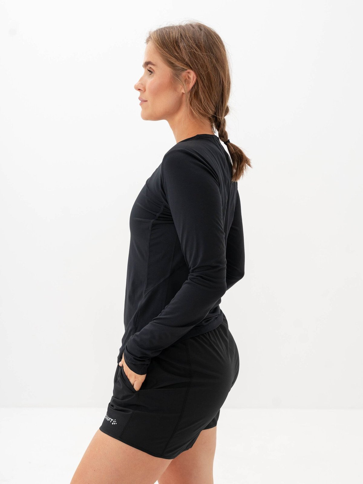 Craft Advance Essence Long Sleeve Tee 2 Black