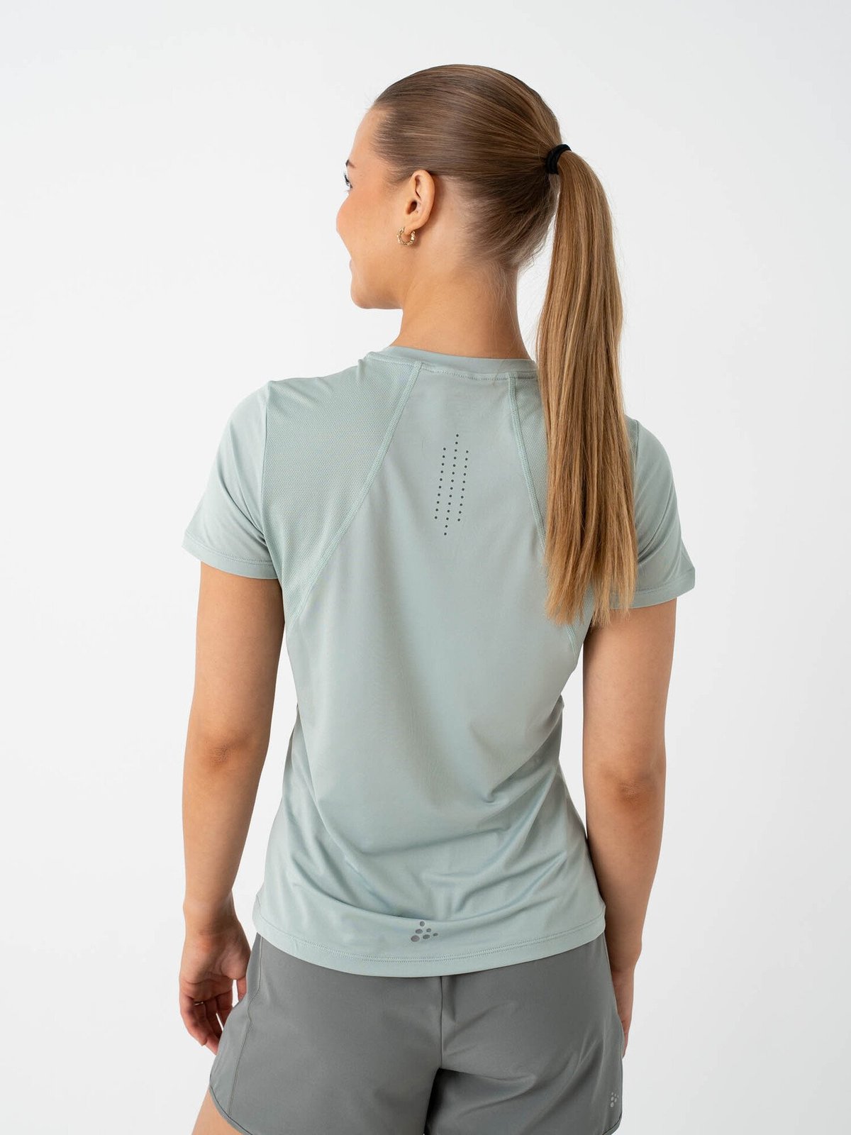 Craft Advance Essence Short Sleeve Tee 2 Glacial